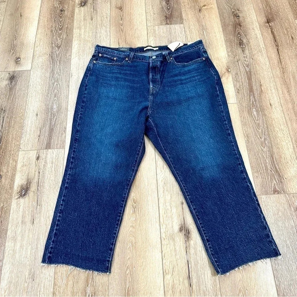 Levi's Women's High Rise Jeans - Dark Blue - Picture 2 of 8